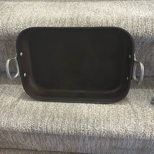 Vintage Magnalite 5 1/2 by 9 1/2 by 2 inches roasting pan made in the USA